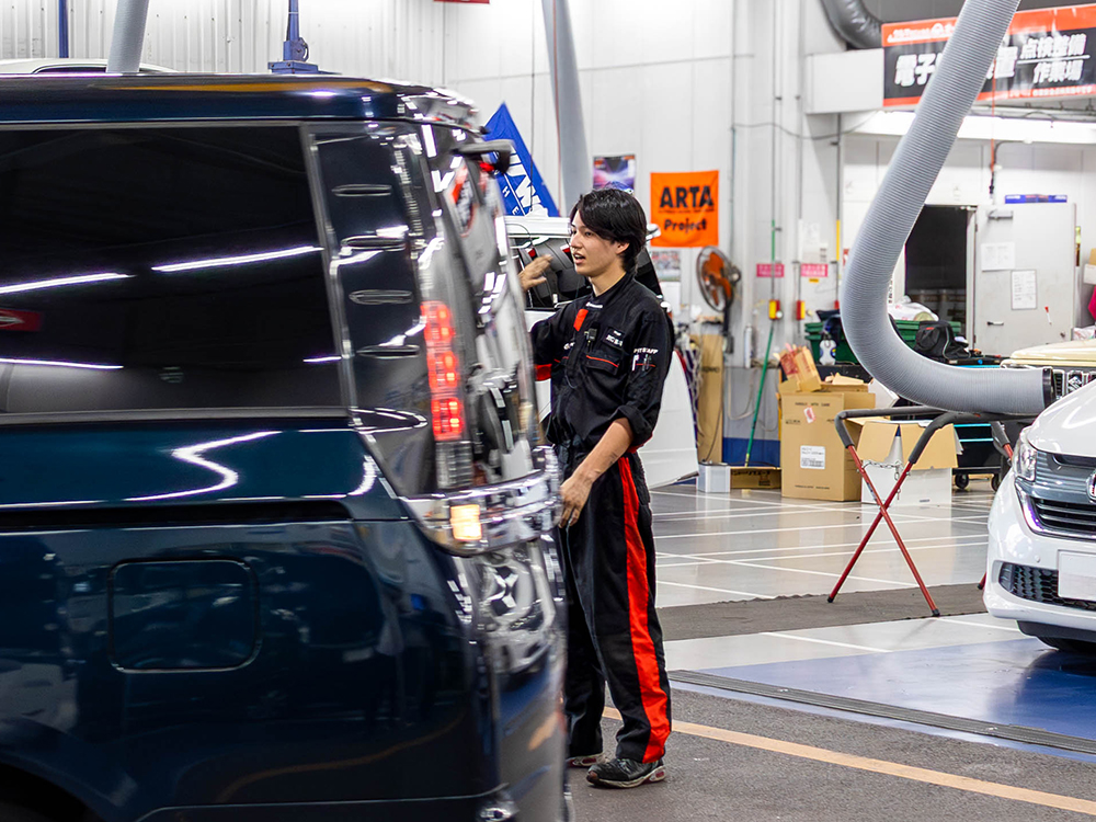 ピットスタッフのイメージ画像