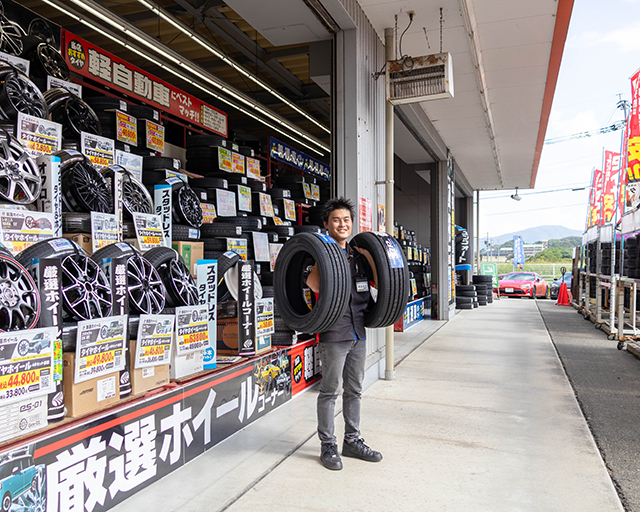 フロアスタッフのイメージ画像